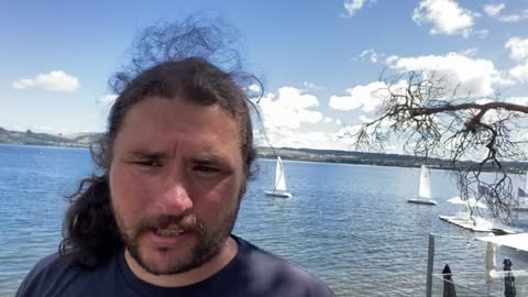 MK 25022022 Vlog Stop At Lake Taupo Walk and Talk