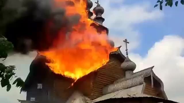 THE FIRE OF THE WOODEN ALL SAINTS SKETE OF THE SVYATOGORSK LAVRA OF THE MOSCOW PATRIARCHATE