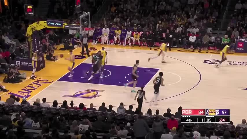 Lakers vs Portland Trail Blazers 4th Qtr Highlights Part 1 Nov 30 NBA Season 2022-23