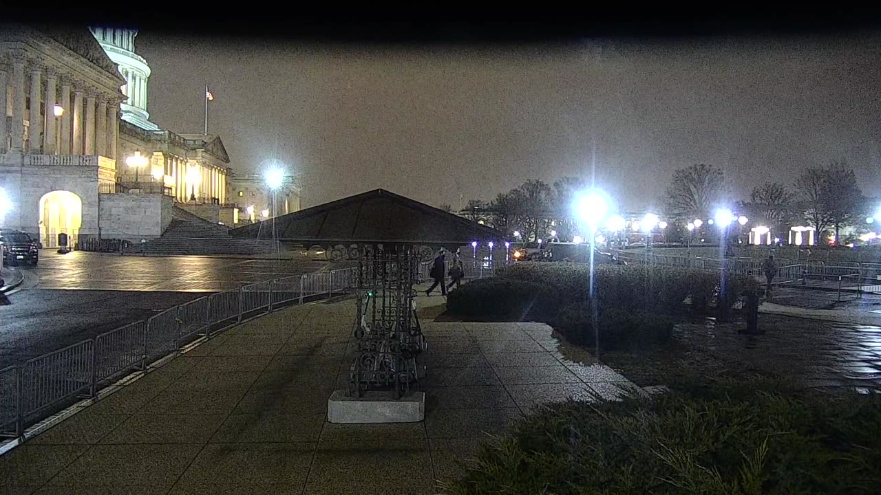 0675USCG00HousePlaza_2021-01-05_17h52min13s463ms.mp4