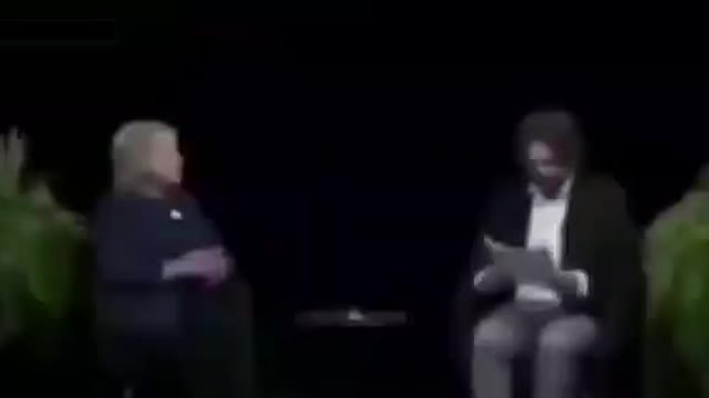 Hillary takes a wolloping