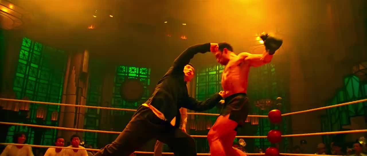 Battle scene. Donnie yen vs. Darren shalawi/IP Man vs. twister