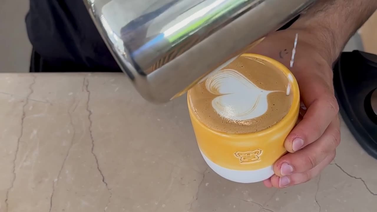 How to make simple latte art