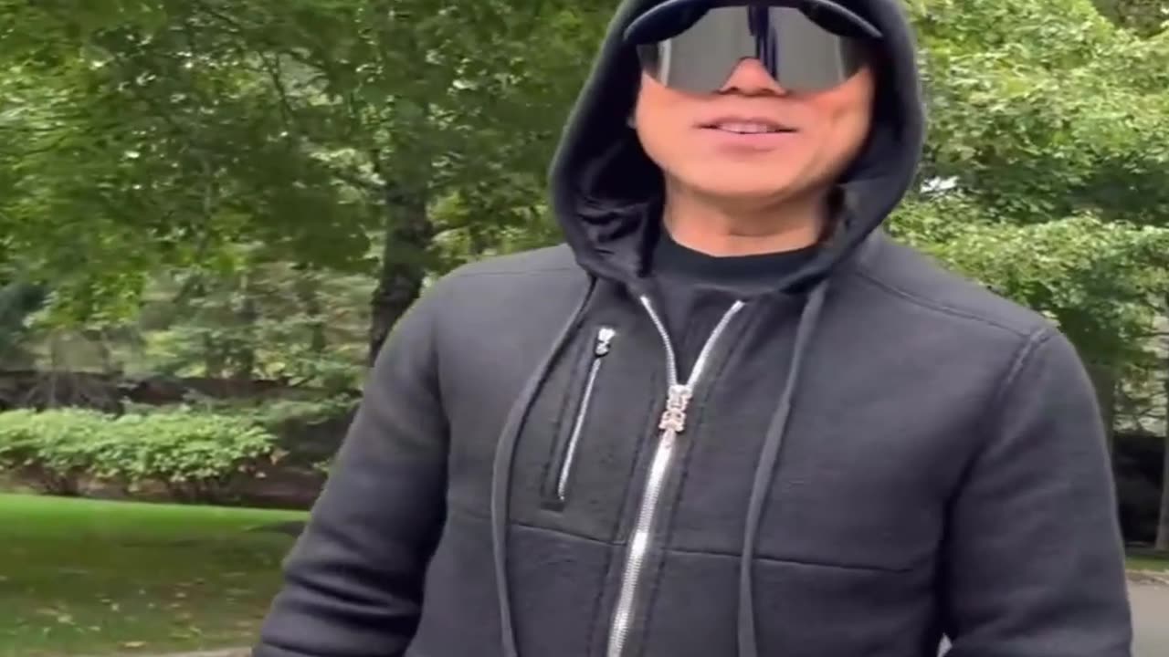 20221003文贵先生GETTR: #李克强:王岐山造他的谣,人民币会超过8,再投资不可能,台海战争很有可能发生,斗不过美国。共产党现在经济和政治不对称不平衡出大事了