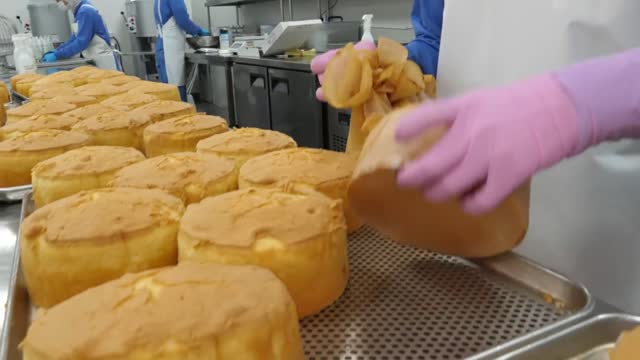 Amazing cake production||making dynamite fresh cream cake factory