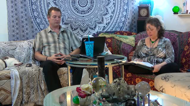 ACIM Workbook Lesson 103 with text and commentary by Sabrina and Alex Reyenga