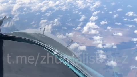 SU-34 dropping glide bombs west of kalantschak