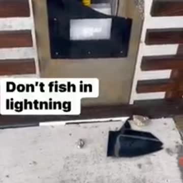 Beware of Lightning While On Pier