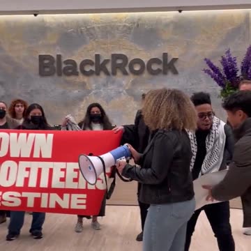 Pro-Palestinian crowd occupies BlackRock in New York.