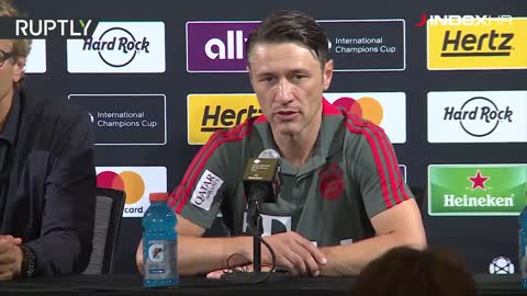 Pogledajte kako je Kovač reagirao na pitanje o Ozilu i rasizmu