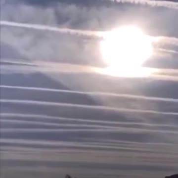 Chem trails ??