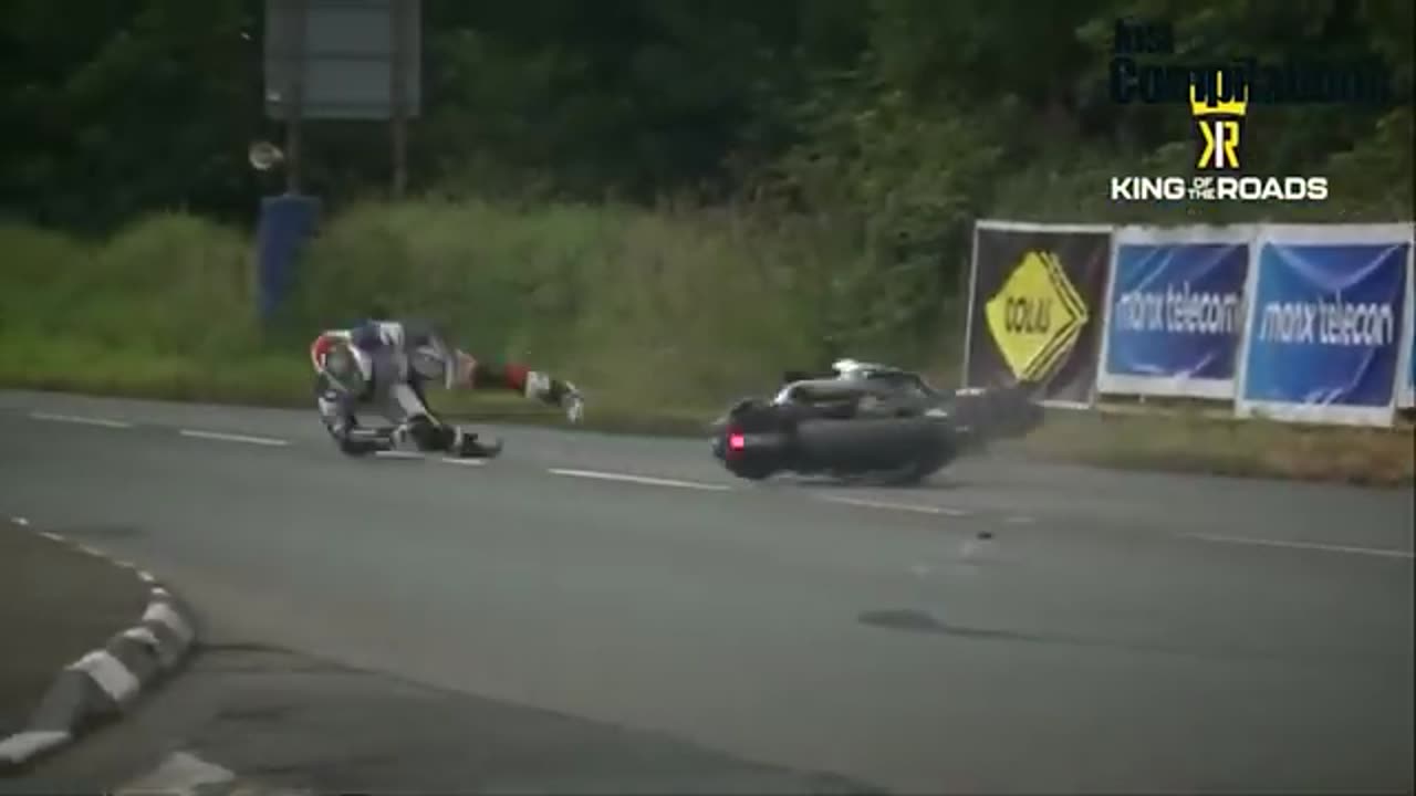 Isle if Man TT Crashes