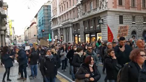 Genova, vaccinati e non, insieme contro l'apartheid sanitario. 22 Gennaio 2022