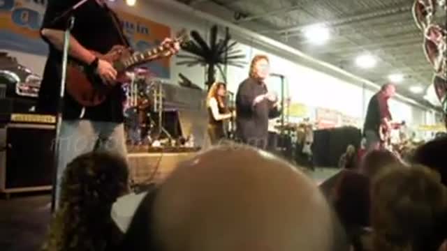 benny mardones live not gonna cry anymore