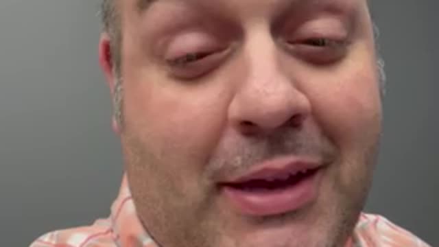 Warning: Sexiest Man Alive makes announcement