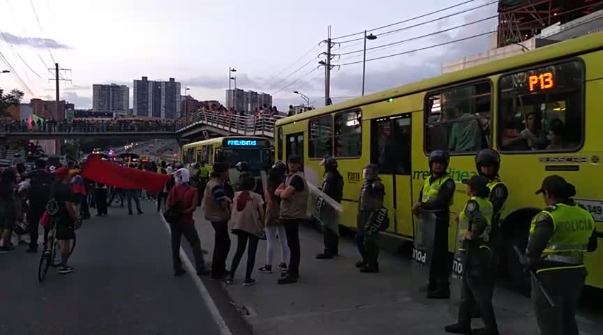 Avanza protesta por el Paro Nacional en Bucaramanga