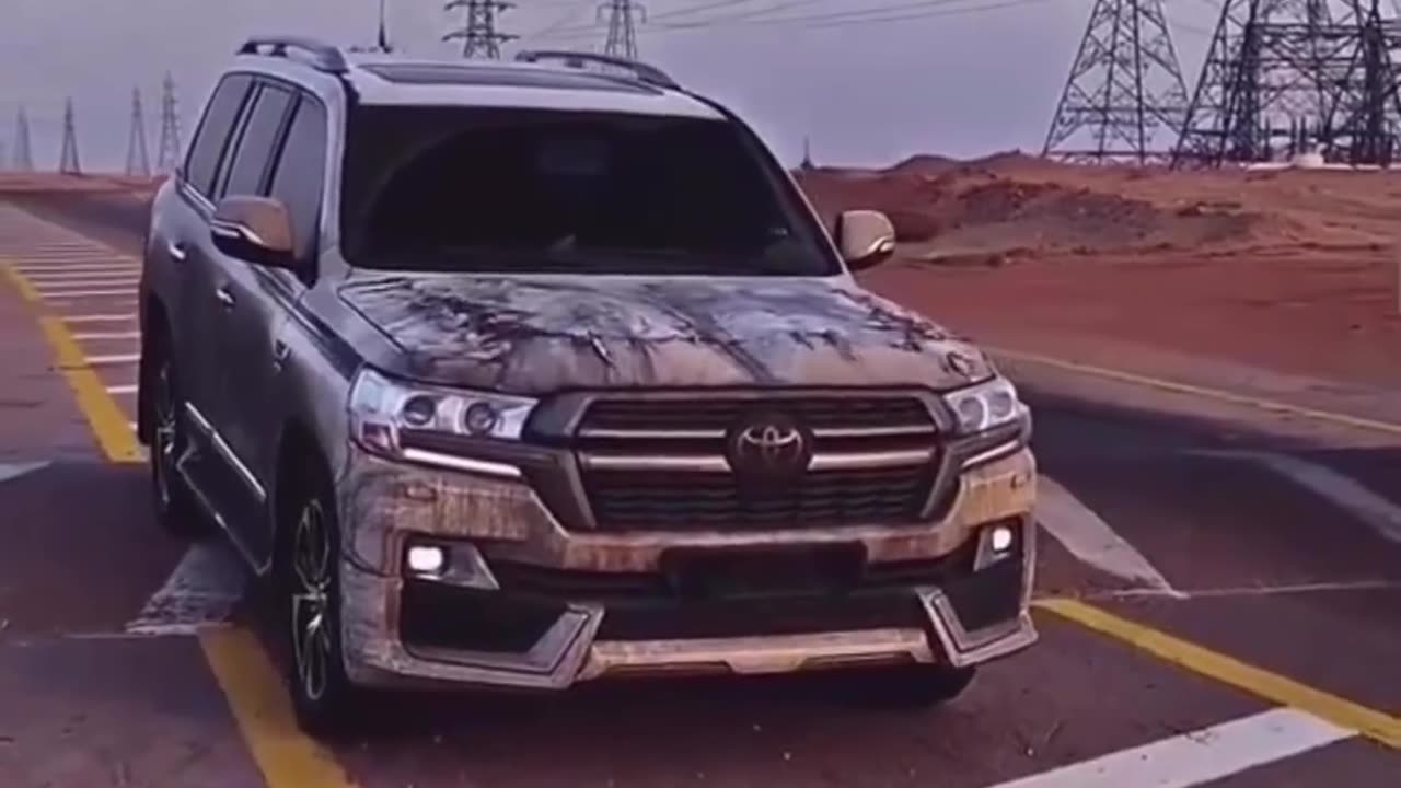 The burning 🥵 Land Cruiser 😱