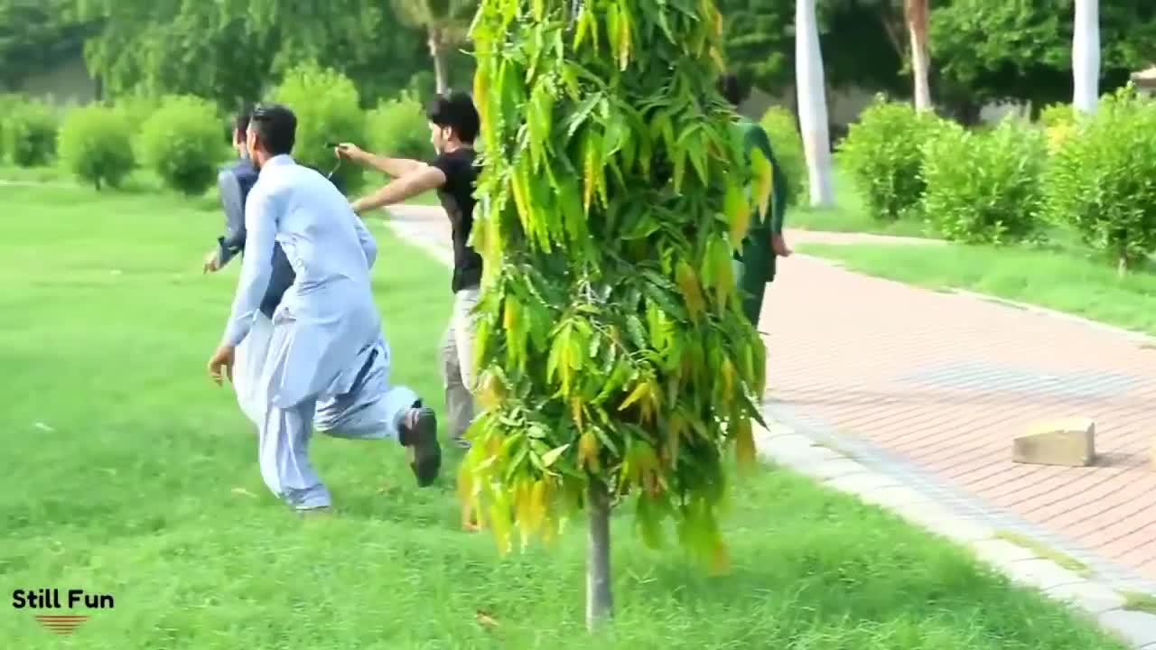 REAL SNAKE PRANK - EPIC SNAKE PRANK IN PAKISTAN - FUNNY REACTIONS ( PART 1 ) Still Fun Prank