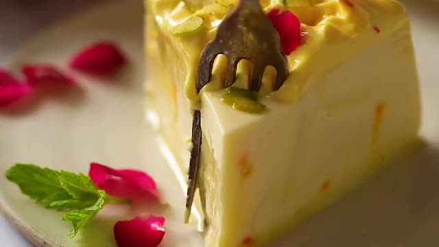 Eggless Saffron Yogurt Cheesecake