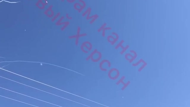 Russian air defense work over Kherson. At least 5 intercepted targets.