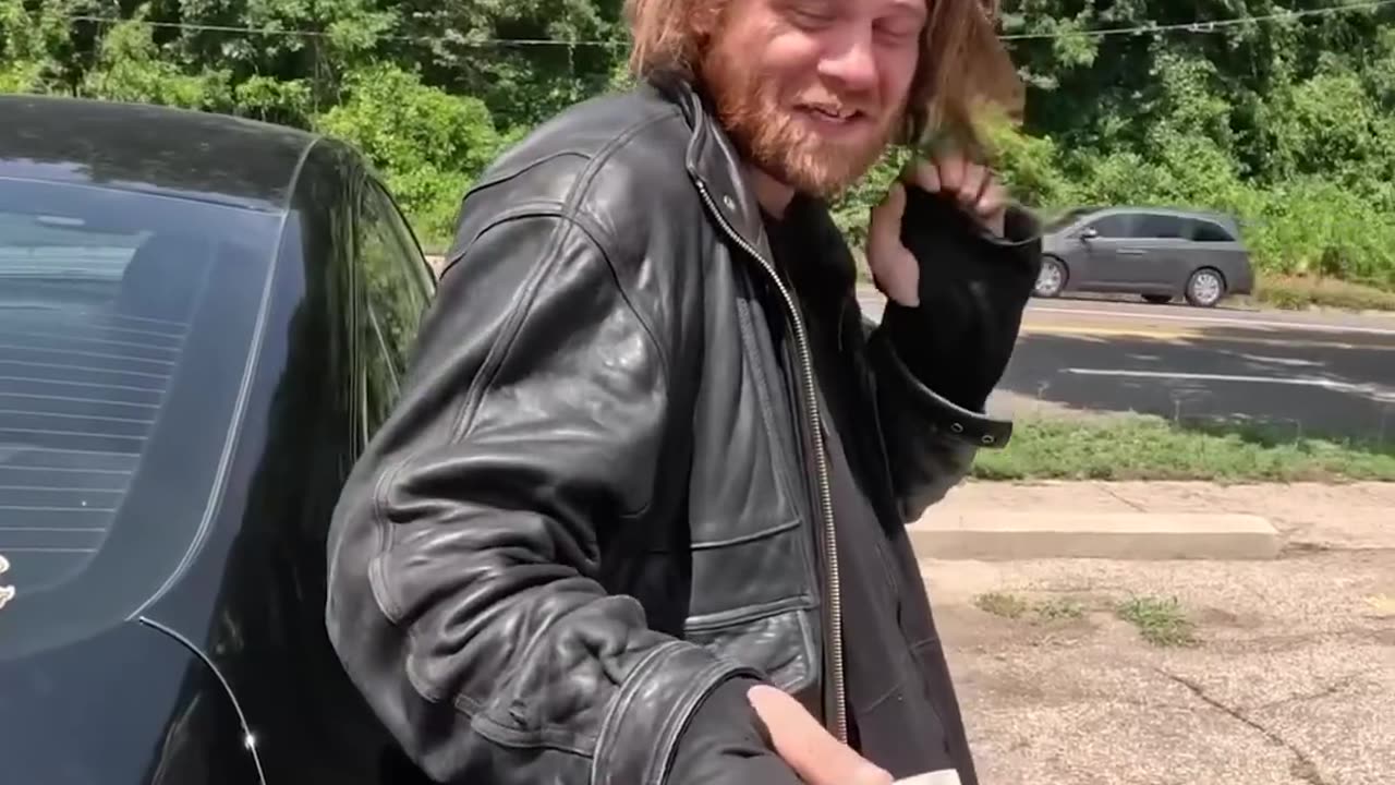 Giving a Homeless Man $11,300!_Full-HD