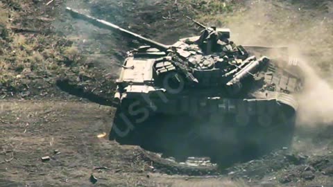 Ukrainian Tank Firing Gun on Russian Lines