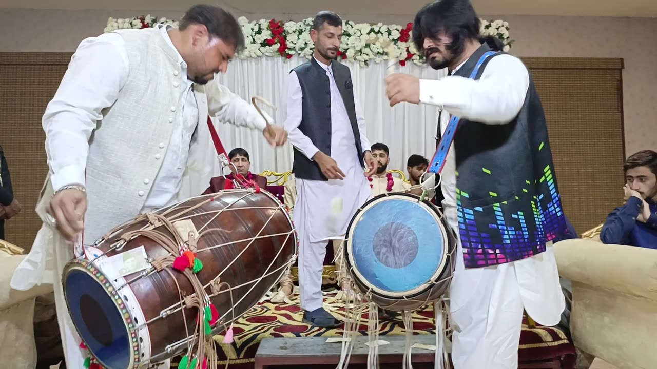 Safeer Shahzad Dholi best Pakistani wedding dhol group