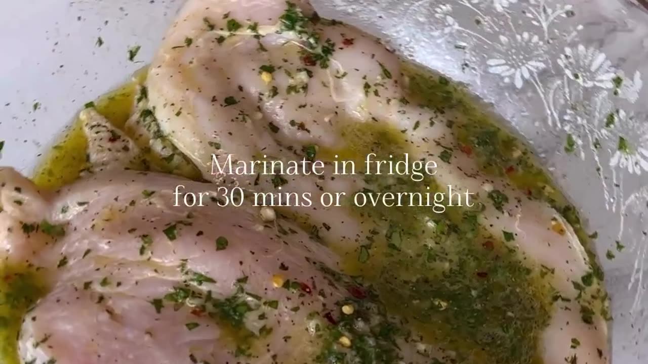 "Get Your Taste Buds Dancing with this Delightfully Delicious Green Chicken Recipe!"