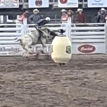 Sisters rodeo , 2022 .