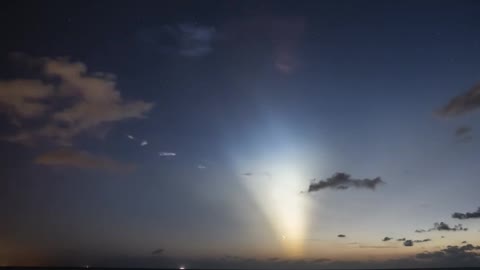 Amazing## Streak and Plume from SpaceX's Crew-2 Launch in timelapse mode