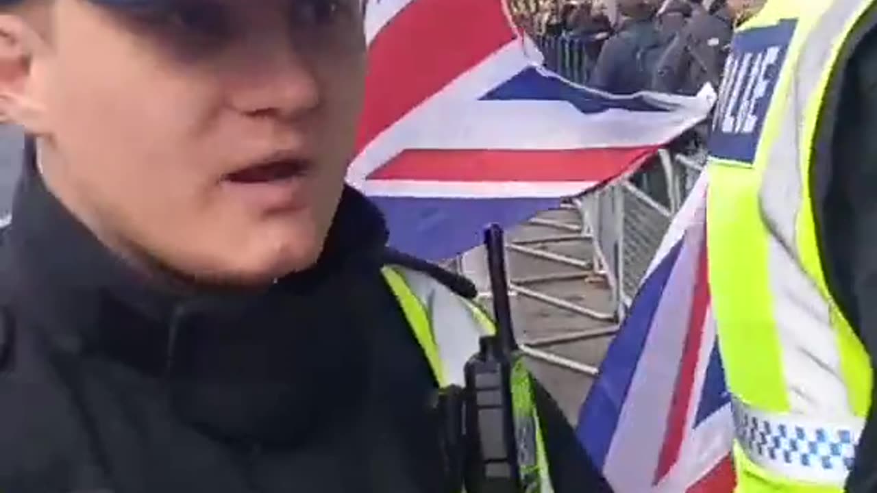 London Police Deliver Chilling Message To Counter-Protesters Opposing Pro-Hamas Mobs