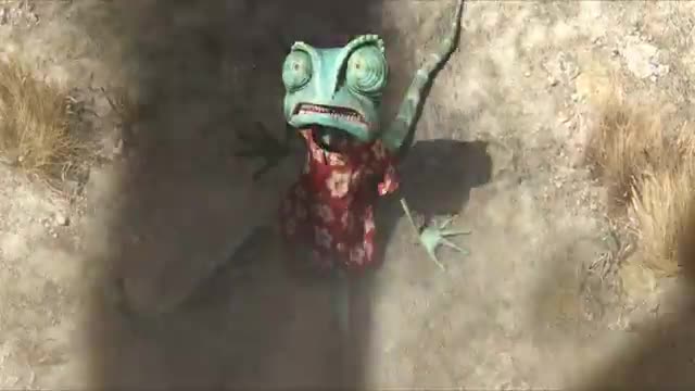 Rango merges with the area | Rango (2011)