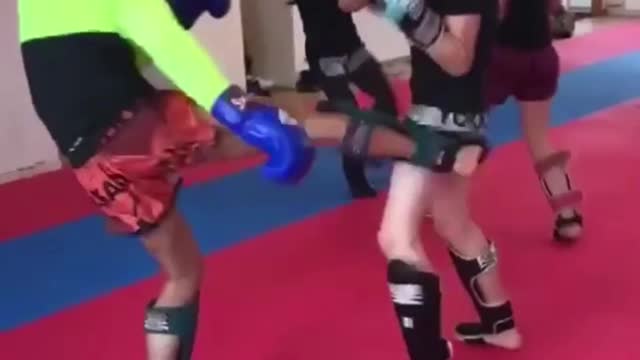 MUAYTHAI SPARRING | #MUAYTHAI | #SPARRING | #TRAINING