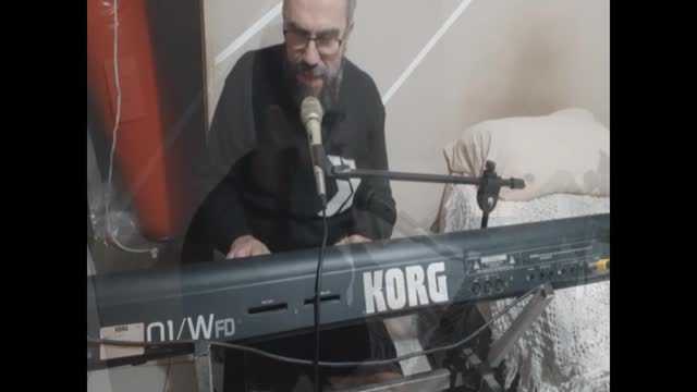 Tocando em frente cover