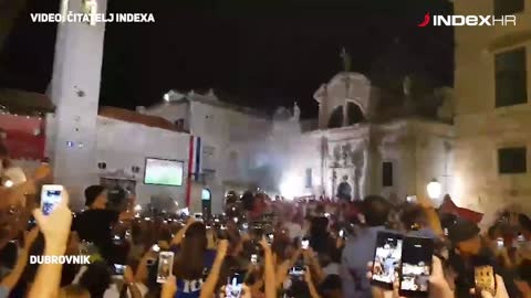 Ludnica po gradovima i dalje traje