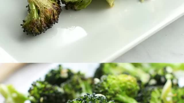 Roasted Lemon Garlic Broccoli