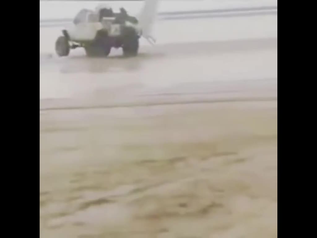 What could go wrong drifting on wet sand!