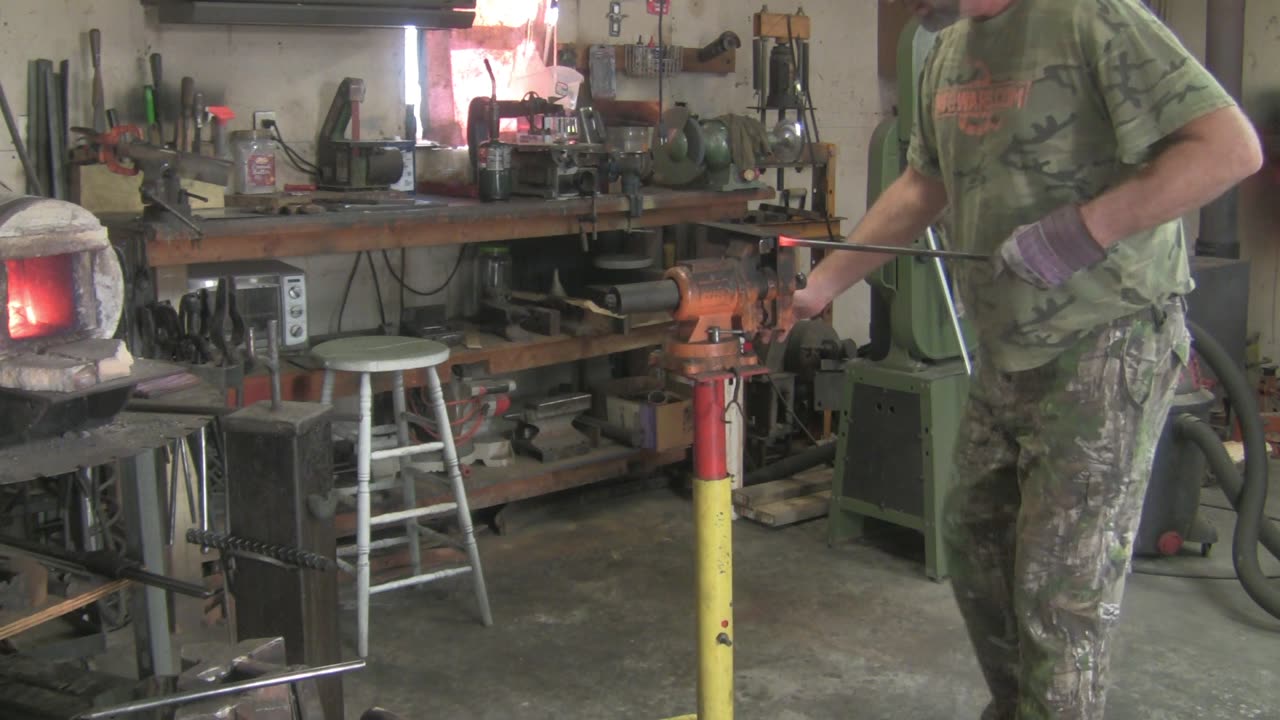 Forging a plant hanger