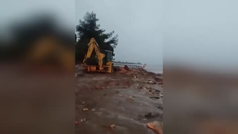 Un muerto y un desaparecido por la tormenta "Daniel" que azota Grecia