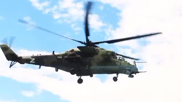 The work of shock Mi-35 during a special operation.