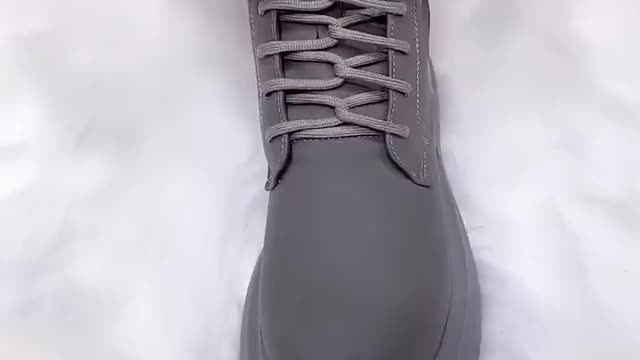 Trending tie shoelace