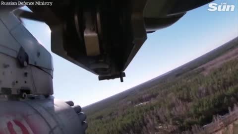 Russian attack helicopters 'destroy Ukrainian military convoy'
