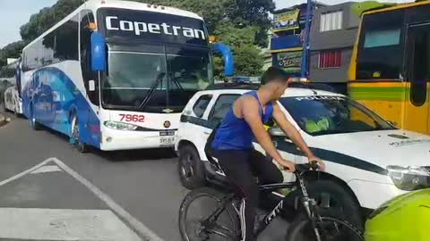 Partida de bus hacia Venezuela