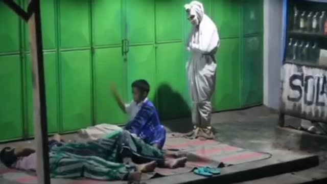 Ghost Prank. Funniest ghost videos TOOO TOOO FUNNY 😆 😂😂😂