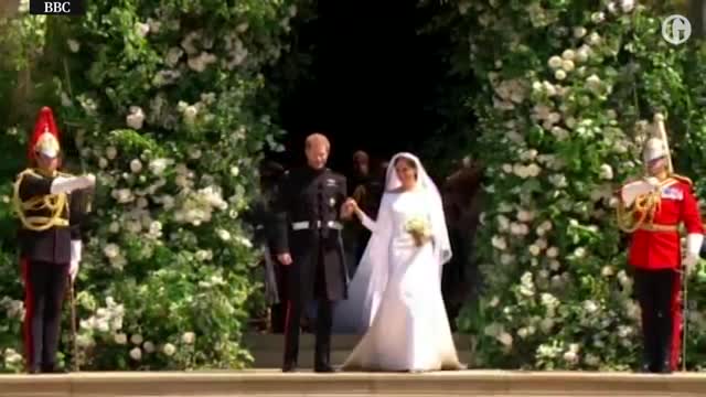 Harry and Meghan's first kiss as husband and wife