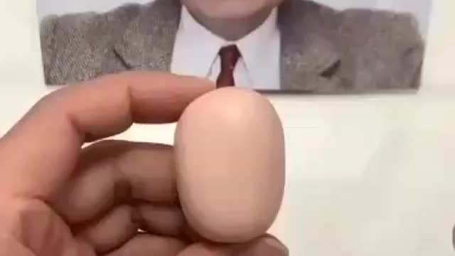 Mr bean shaking pointers