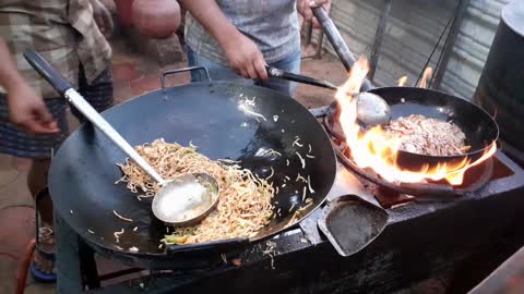 The best chicken hakka noodles ever. Probably.