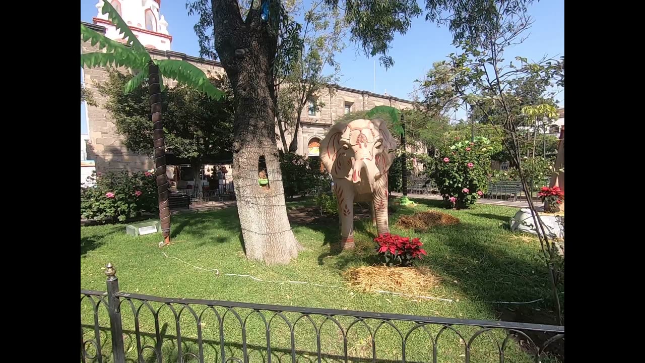 A random walk through Tlaquepaque, Jalisco, Mexico