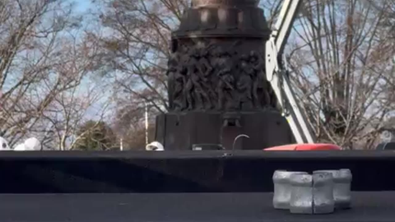 Watch the Reconciliation Monument get taken down