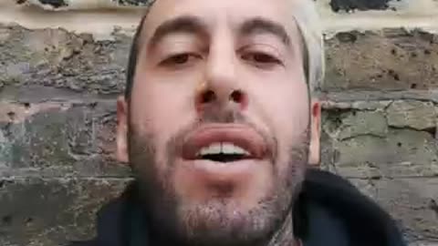 Chris Sky.. F U air canada